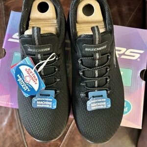 Skechers Women’s Black Sneakers